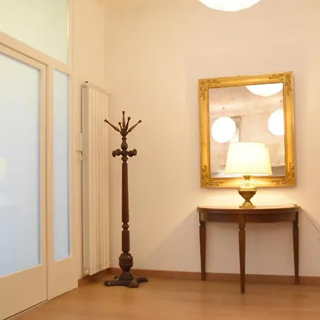 Loft With Private Parking * Trieszt